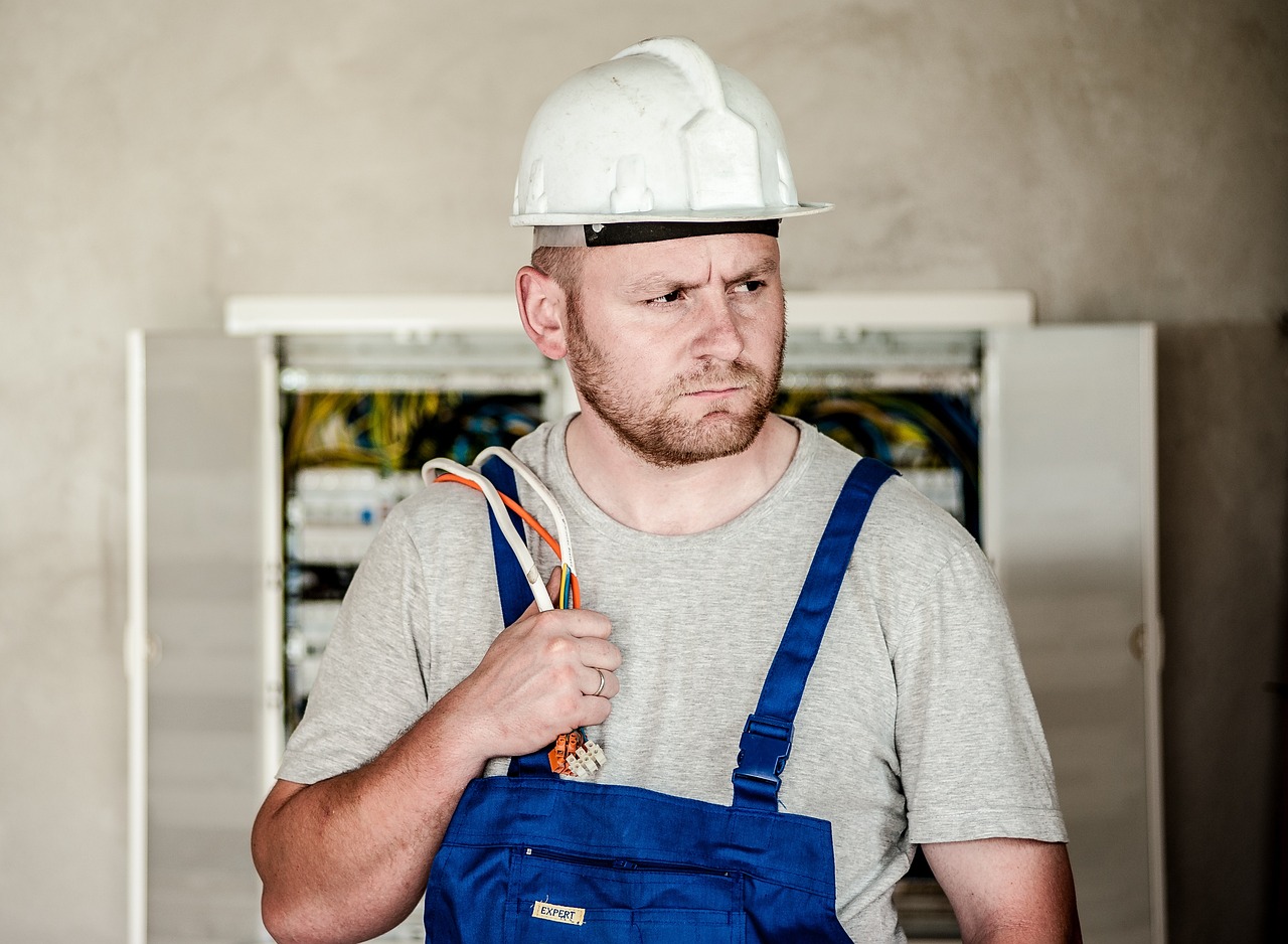 electrician, electric, electricity-2755686.jpg